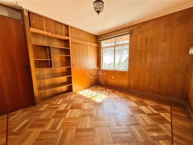 Casa en arriendo de 2 dorm. en La Cisterna
