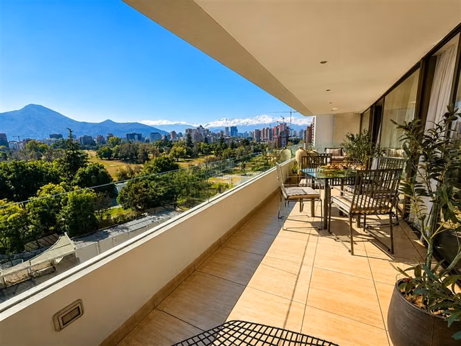 Departamento en venta de 4 dorm. en Las Condes GRAN VISTA