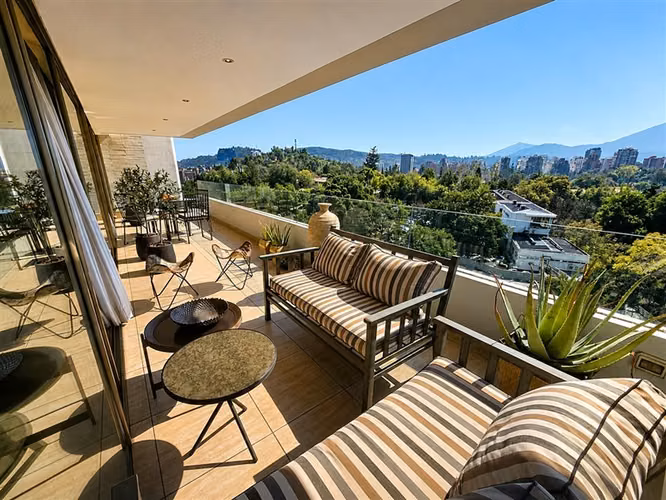 Departamento en venta de 4 dorm. en Las Condes GRAN VISTA