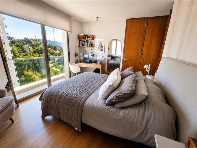 Departamento en venta de 4 dorm. en Las Condes GRAN VISTA