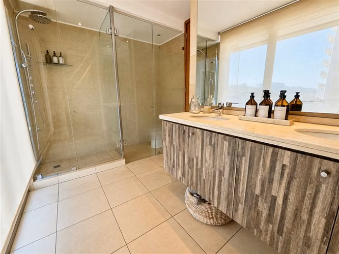 Departamento en venta de 4 dorm. en Las Condes GRAN VISTA