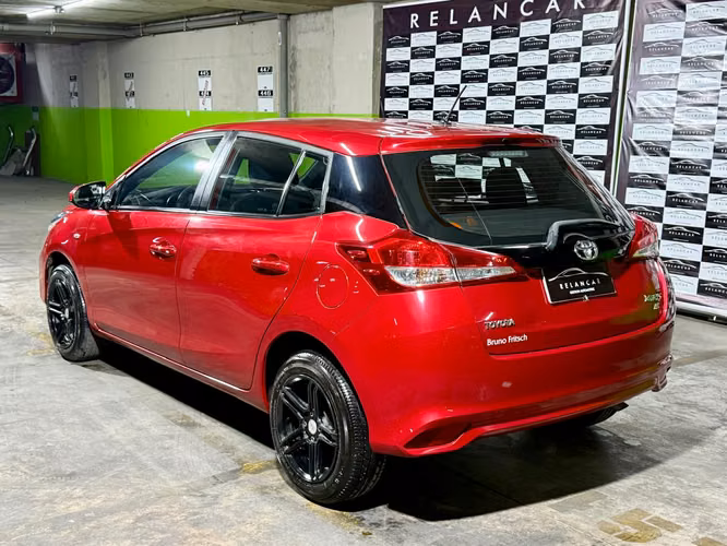 TOYOTA YARIS SPORT
