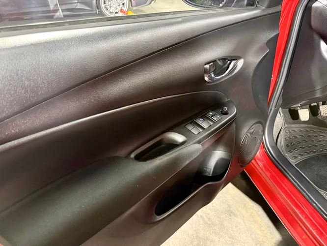TOYOTA YARIS SPORT