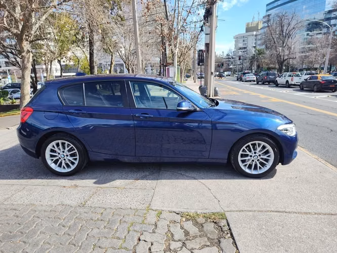 BMW 118 2019