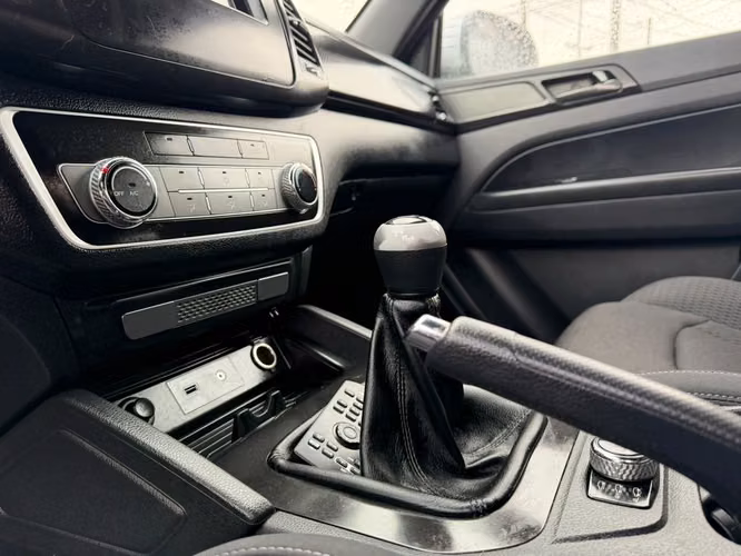 SSANGYONG GRAND MUSSO 2020 - Imagen 11
