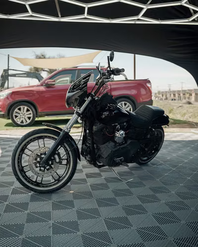 Harley Davidson DYNA STREET BOB (2009) - Imagen 5