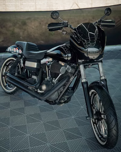 Harley Davidson DYNA STREET BOB (2009) - Imagen 8