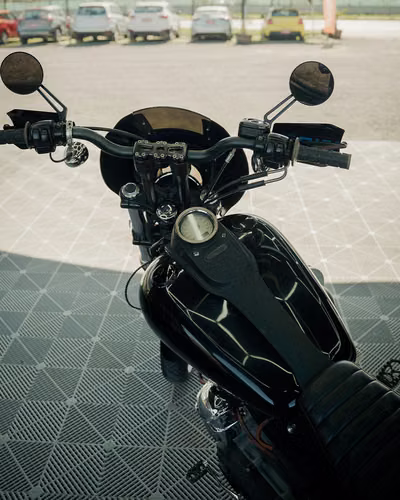 Harley Davidson DYNA STREET BOB (2009) - Imagen 4