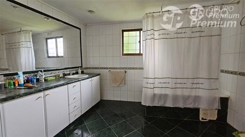 Casa en venta de 6 dormitorios en san francisco de Mostazal