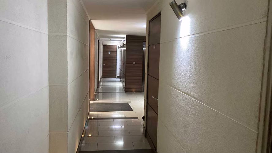 IMPECABLE DPTO CON ESTACIONAMIENTO (180786) - Imagen 12