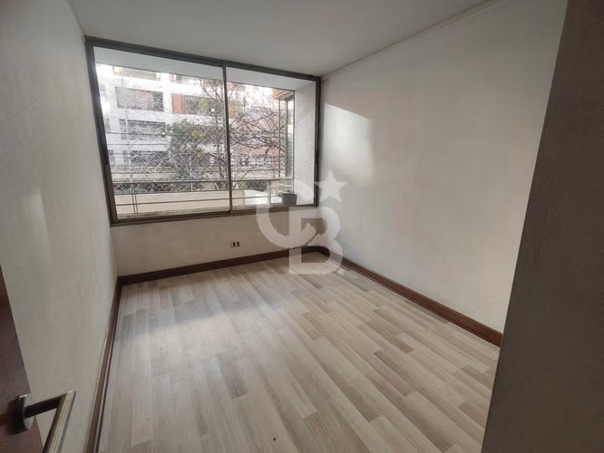 Excelente Dpto. en Barrio Las Lilas 3D 2B 2Est 1Bod