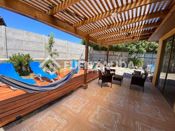Vendo Casa 110 mts2 321mts terreno 3D 3B Isla de Maipo
