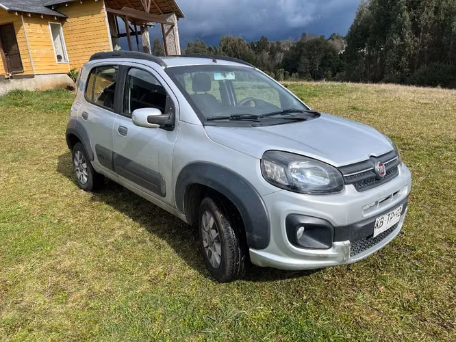 Vendo auto Fiat uno way año 2018