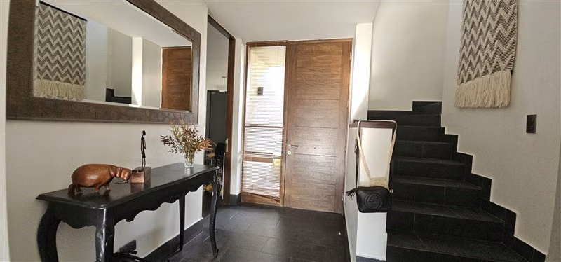 Casa en venta de 3 dorm. en Colina