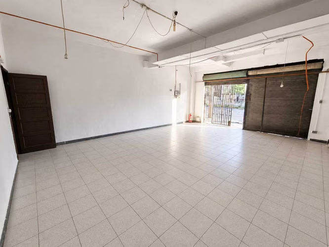 Gran Arriendo Local Comercial 80m² Independencia (180806) - Imagen 2