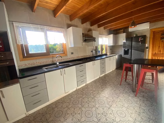 VENTA CASA 4HAB 2BA PEÑAFLOR