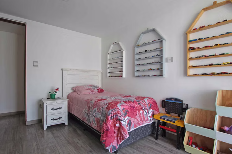VENTA CASA EN CONDOMINIO 7HAB 5BA CALERA DE TANGO