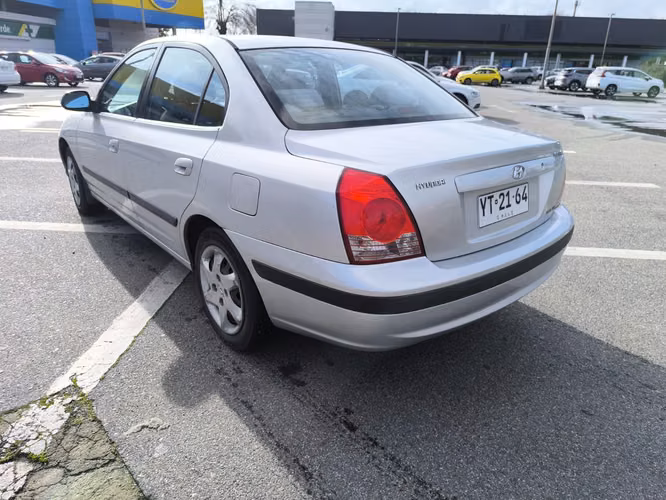 Hyundai Elantra 1.600 cc 2005 - Imagen 4