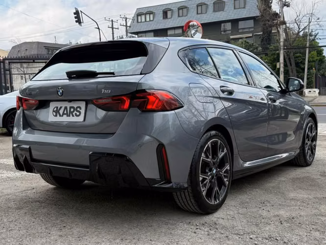BMW 118 SPORT 2025