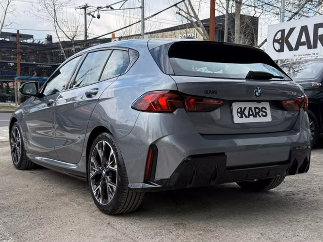 BMW 118 SPORT 2025