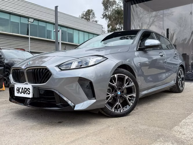 BMW 118 SPORT 2025