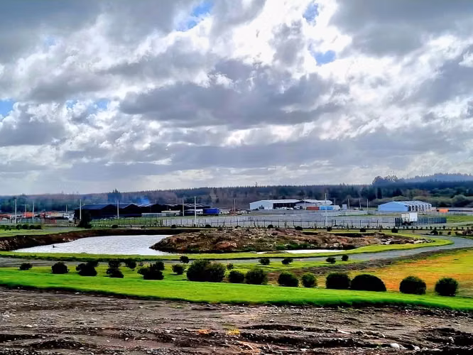Vendo terreno en Condominio Industrial en Los Ángeles