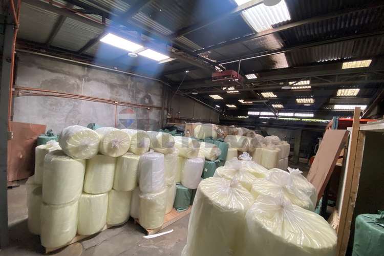 Bodega a pasos del persa bio bio con trifásica - Imagen 6