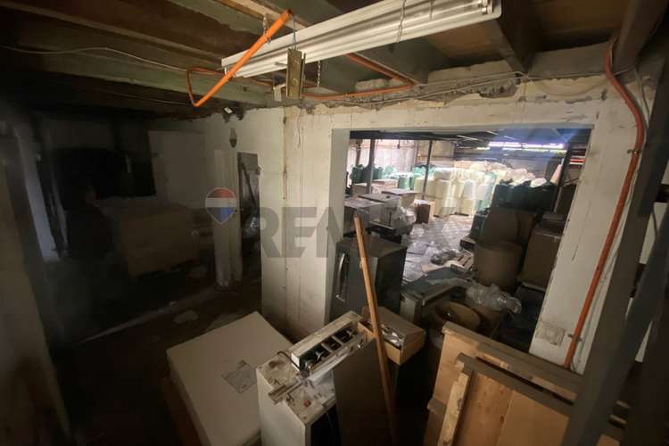 Bodega a pasos del persa bio bio con trifásica - Imagen 2