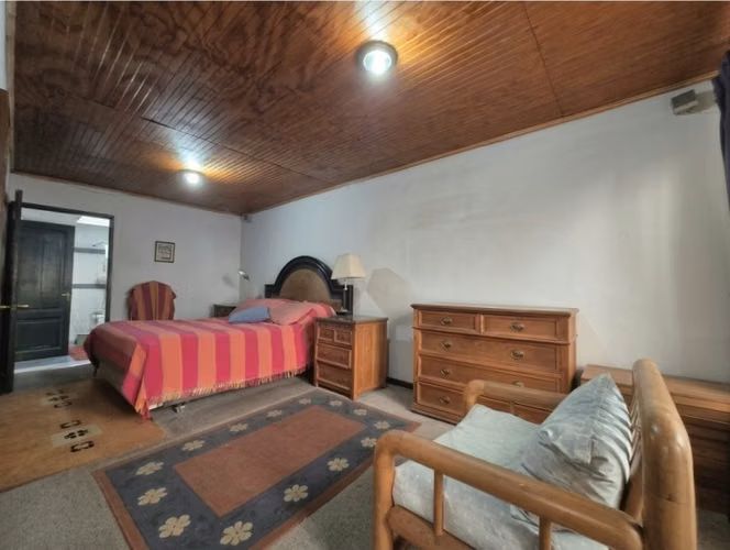 Casa AV MACUL CON RODRIGO DE ARAYA - Imagen 8