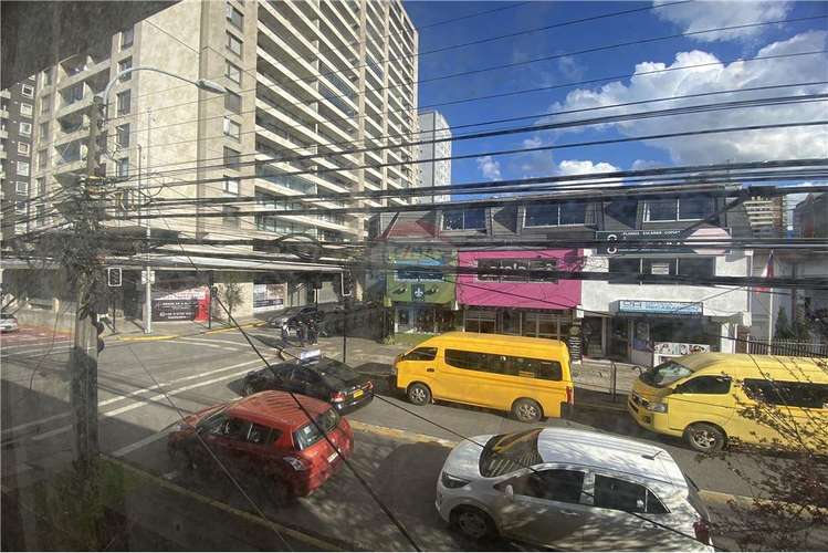 Se arrienda oficina, 100 m2, centro temuco