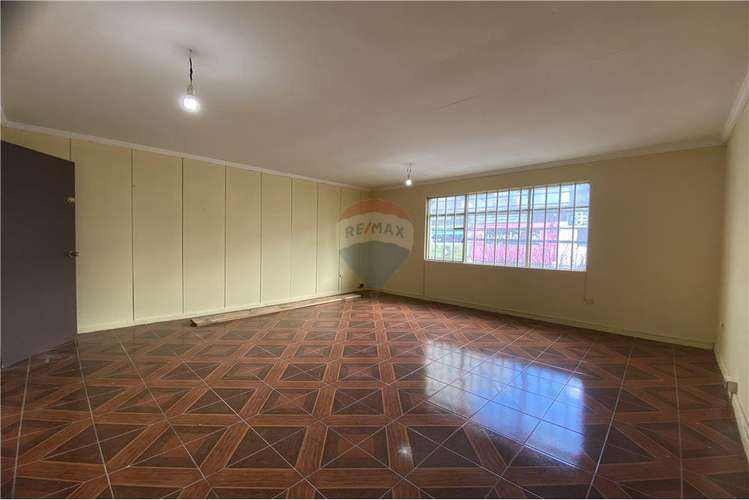 Se arrienda oficina, 100 m2, centro temuco