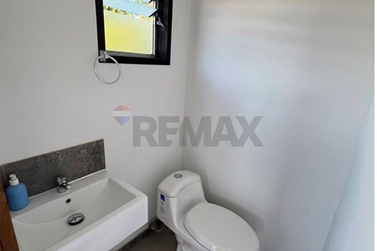 "hogar perfecto en colbún: modernidad y confort"