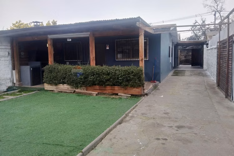 Casa remodelada en gran terreno