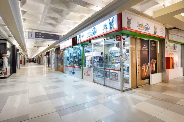 Venta derecho de llave pet shop, mall apumanque - Imagen 5
