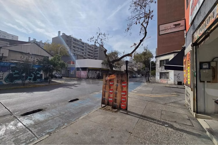 Local en calle de 77 metros en planta libre - Imagen 13
