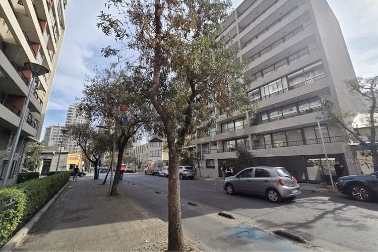 Local en calle de 77 metros en planta libre - Imagen 12