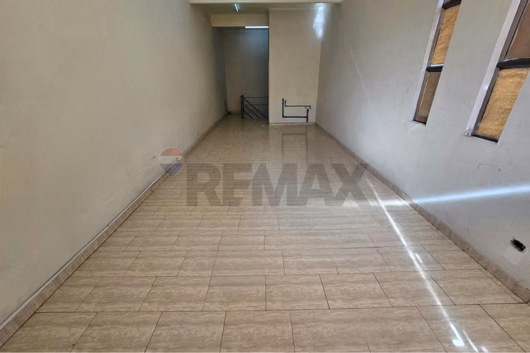 Local en calle de 77 metros en planta libre - Imagen 10