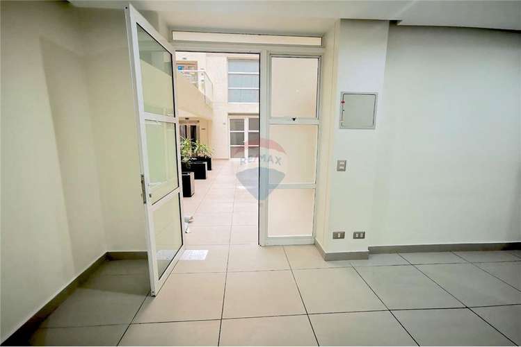 Acogedora oficina 21 metros - Imagen 19