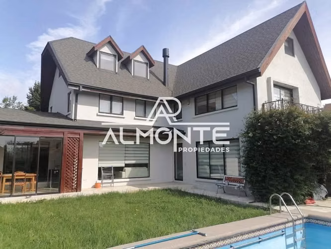 HERMOSA, AMPLIA Y CÓMODA  CASA EN SECTOR ANDALUÉ