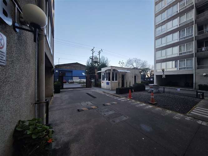 VENTA DE DEPARTAMENTO DE 3 DORMITORIOS EN QUINTA NORMAL - Imagen 18