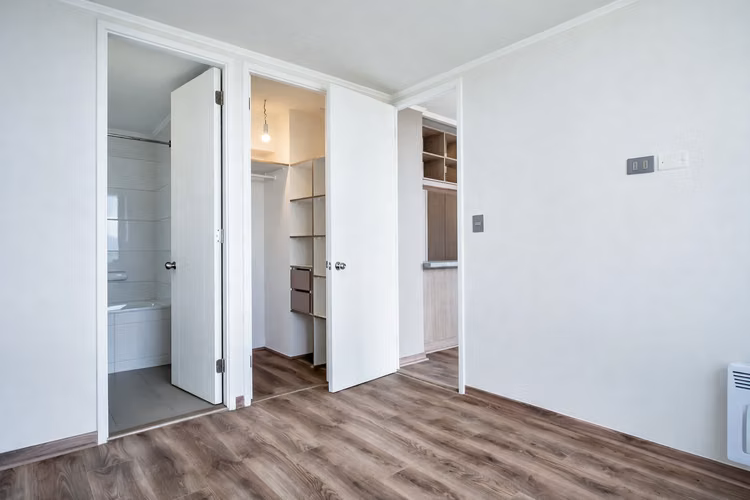 DEPARTAMENTO DE 2 HABITACIONES Y 2 BAÑOS ESTILO MARIPOSA