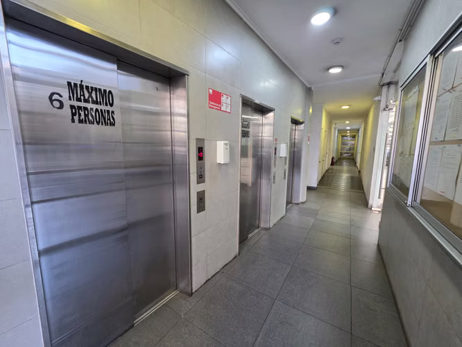 2 DORMITORIOS 2 BAÑOS A MINUTOS DEL METRO, PDI, COMERCIO