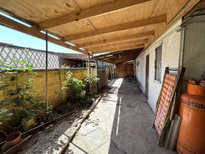 VENTA CASA CON AMPLIO TERRENO EN PAINE