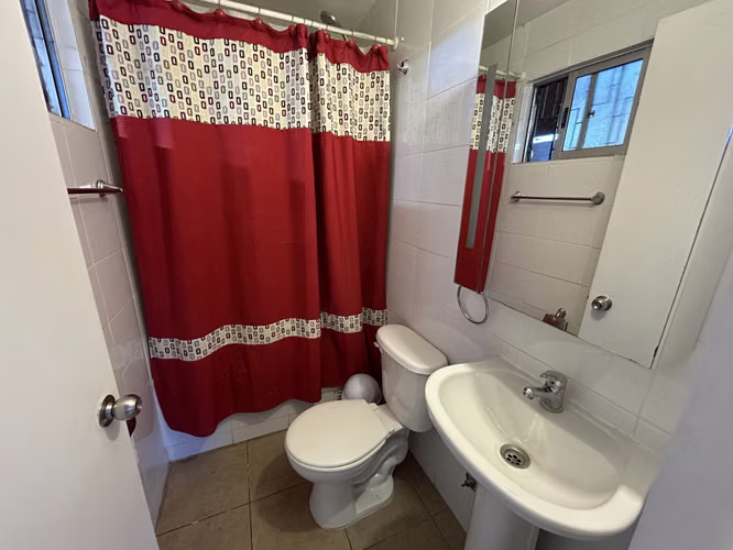 VENTA CASA CON AMPLIO TERRENO EN PAINE