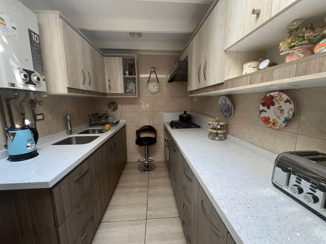 OPORTUNIDAD DE CASA EN VALLE LO CAMPINO 4D 2B QUILICURA - Imagen 6