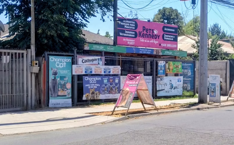 LOCAL COMERCIAL CON GRAN POTENCIAL 60 M2 UTILES  300 M2 TERR