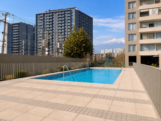 3 DORM 2 BAÑOS / BODEGA / PISCINA