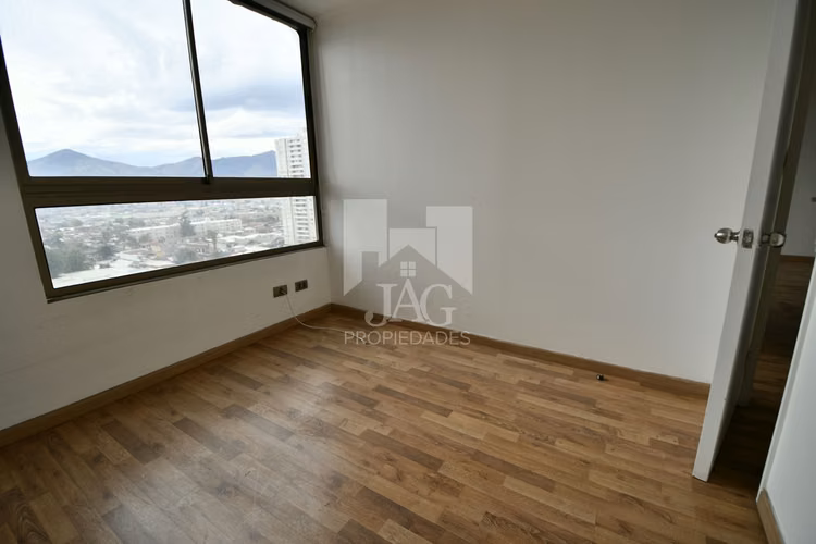 VENTA DEPTO 2D 1B PISO 13 METRO PLAZA BAQUEDAN INDEPENDENCIA