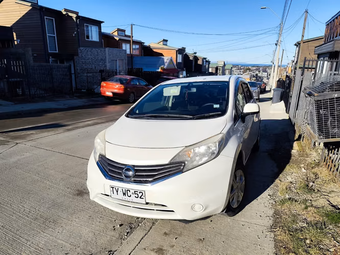 Nissan Note 2014 Automático 45.000 km