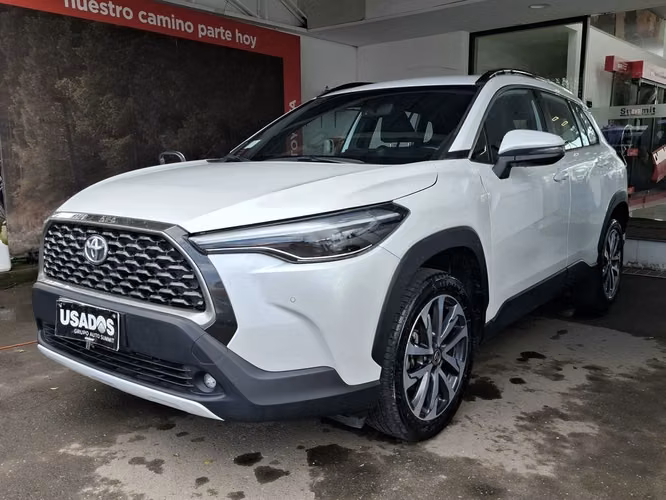 TOYOTA COROLLA CROSS 2023